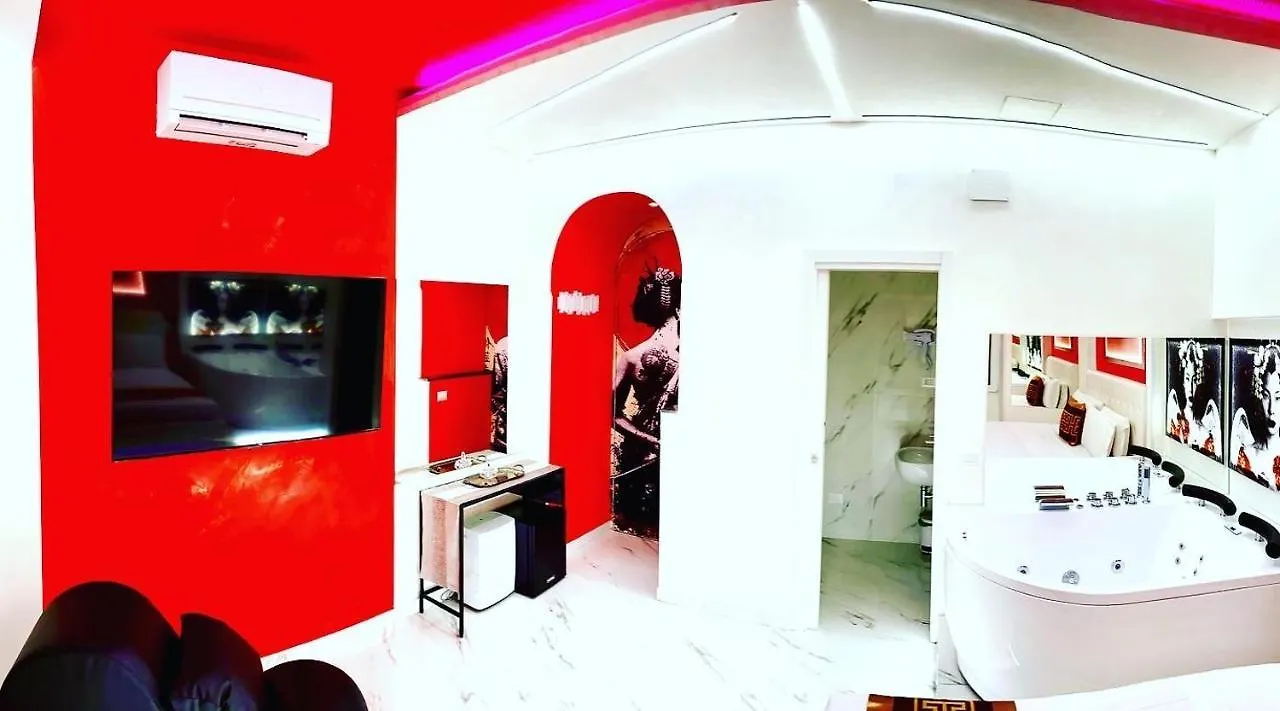 לינה וארוחת בוקר רומא Bed Cinecittadue 0*,  איטליה
